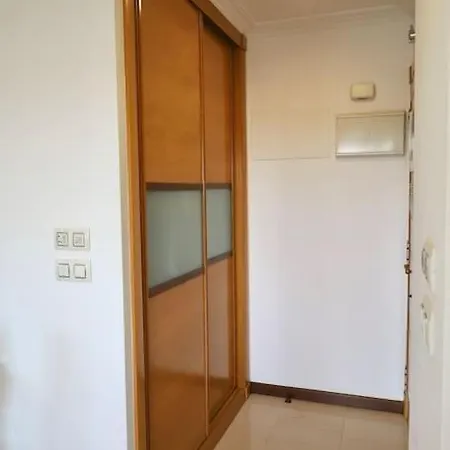 شقة Views And Location, We Have It!