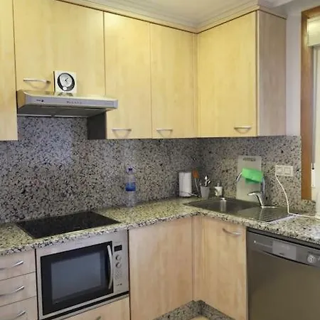 شقة Views And Location, We Have It! *